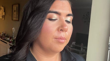 Leanna's Beauty Lab image 2