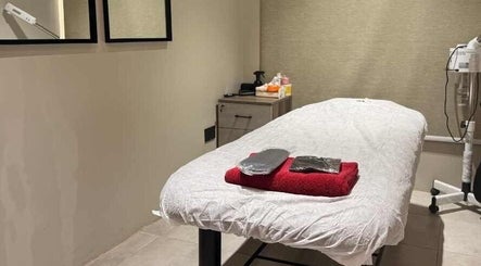 Noir Salon & Spa