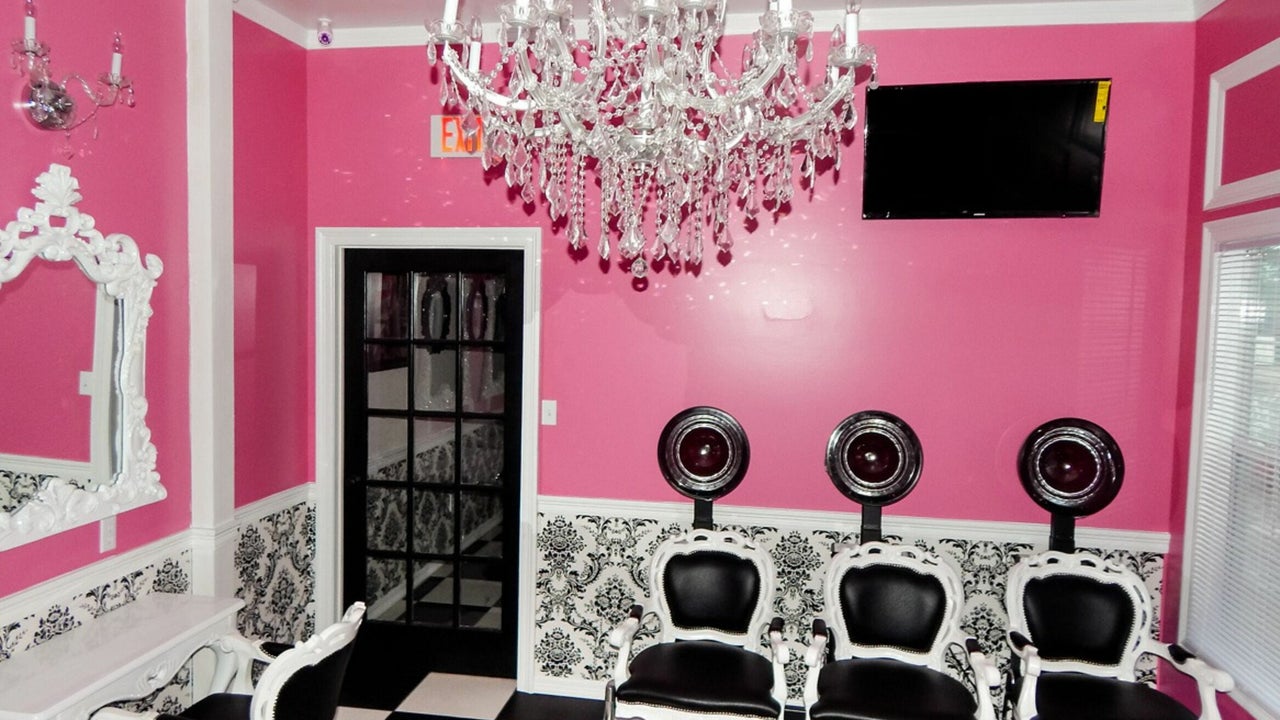 Lace Xclusive Salon & Spa - 1506 Desire Street - New Orleans