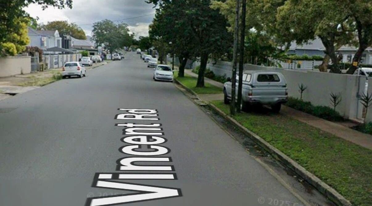 View of Vincent Rd near Meg Esthetics Slimming & Beauty Salon, East London, Eastern Cape, ZA with parked cars.