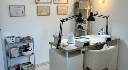 Beauty Mnails