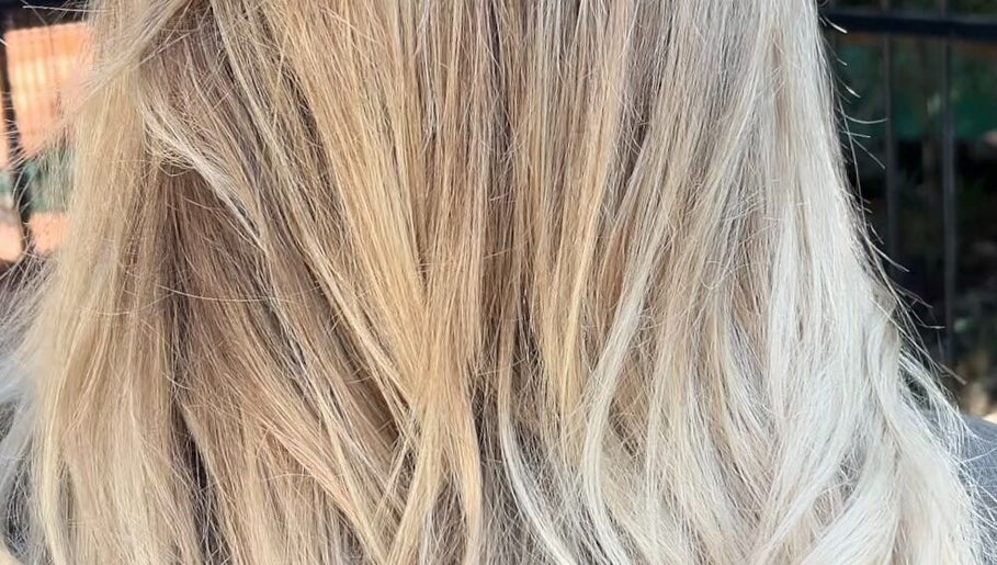 Darwin Hair Collective - CITY imej 1