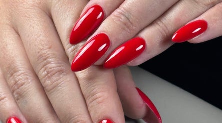 Nails by Azi