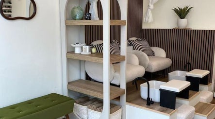Gambar The Nail Nest 3