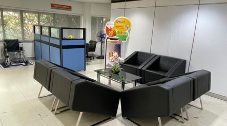 MEA Ladkabang District image 2