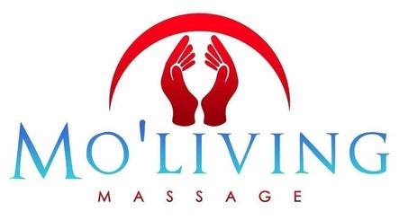 Mo'Living Massage & Studio  LLC