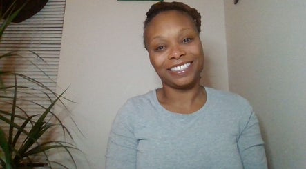 Mo'Living Massage & Studio  LLC, bilde 3