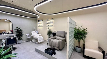 S&B grooming image 2
