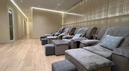 Cozy reclining chairs at Zenn Harmony Healing, Kuala Lumpur, Wilayah Persekutuan Kuala Lumpur, MY.