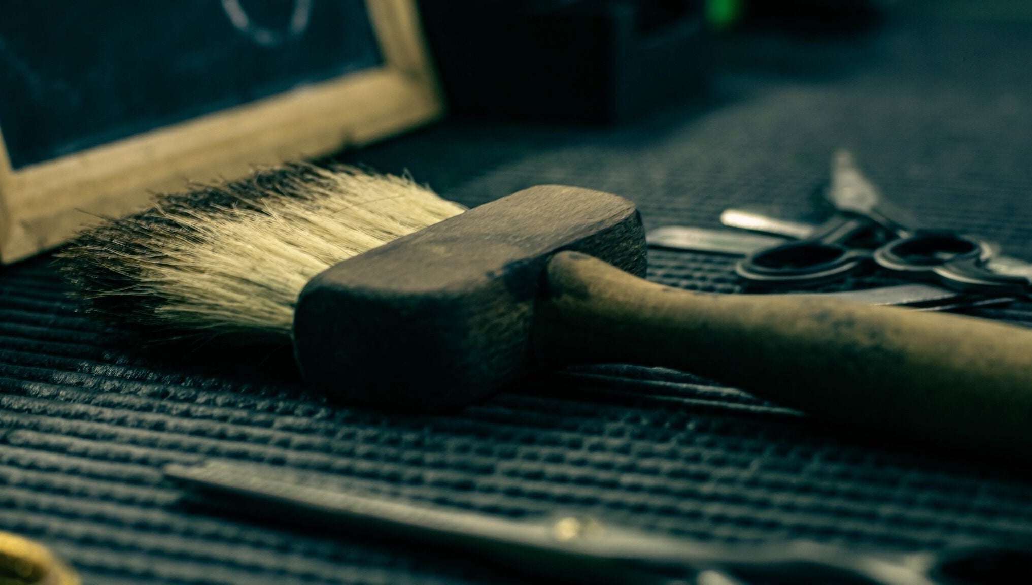 Brocha de barbería en Reüzeë Classic Barber, Mezcales, Nayarit, MX.