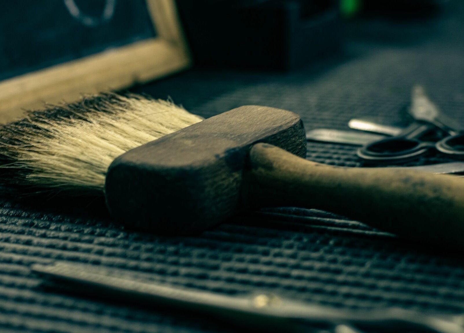 Brocha de barbería en Reüzeë Classic Barber, Mezcales, Nayarit, MX.