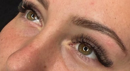 Mads Glow Lab