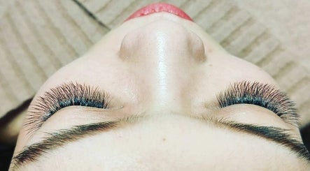 MiuK Lash&Brow Artist