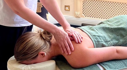 Your Source Mobile Massage Therapist imagem 2