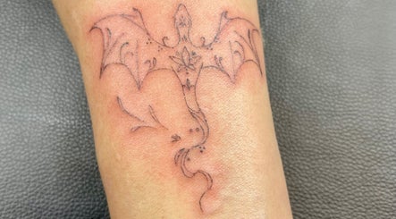 Hình ảnh 2 của Sarah Hodgkinson PMU & Ink