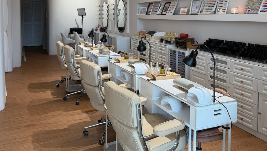 More Beauty Studio Bild 1