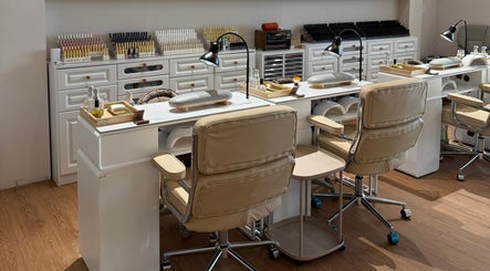 More Beauty Studio Bild 2