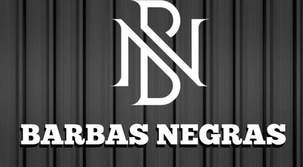 BARBAS NEGRAS BARBERÍA ©