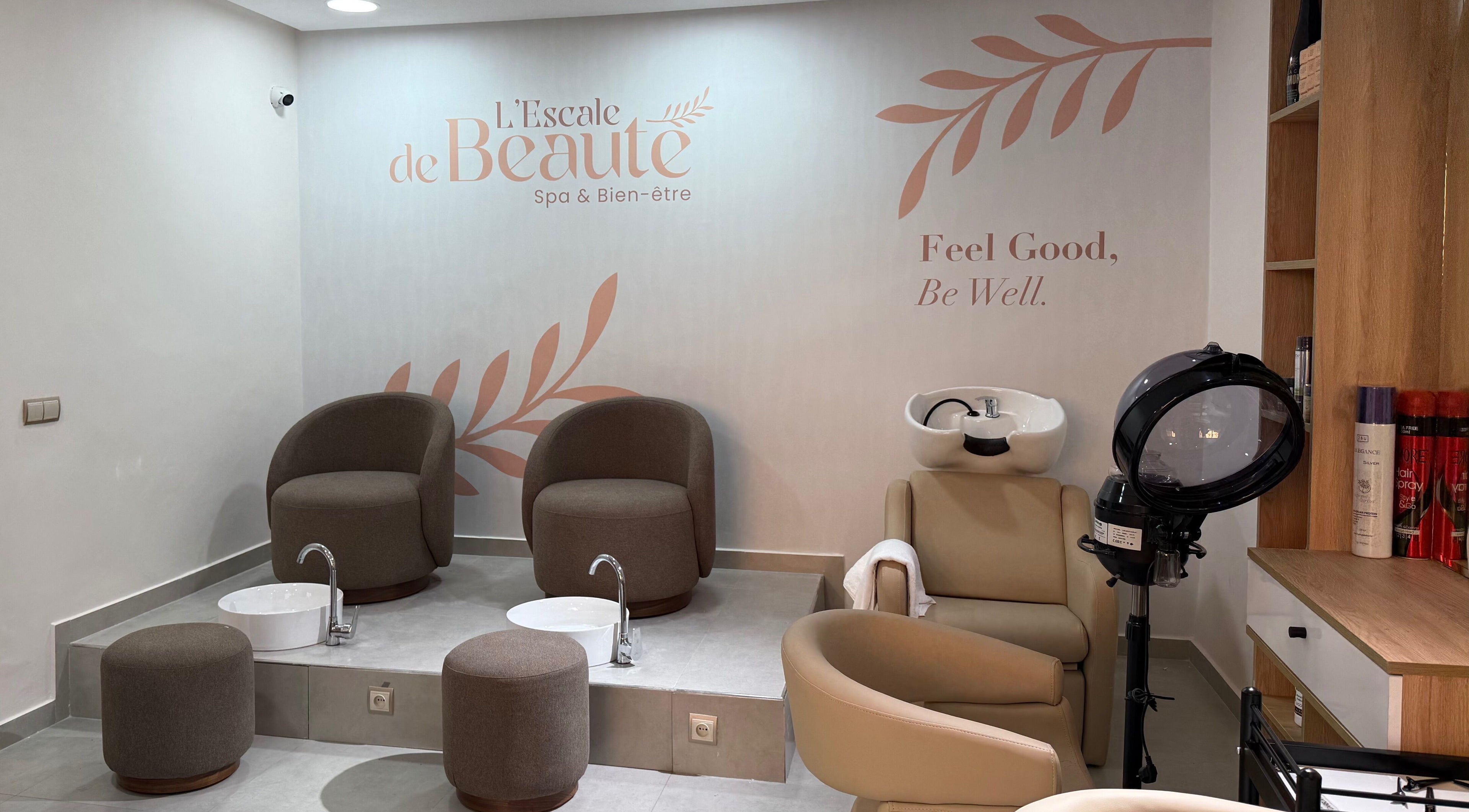 Chaises de soin modernes chez L’Escale de Beauté, Salé, Rabat-salé-kénitra, MA.