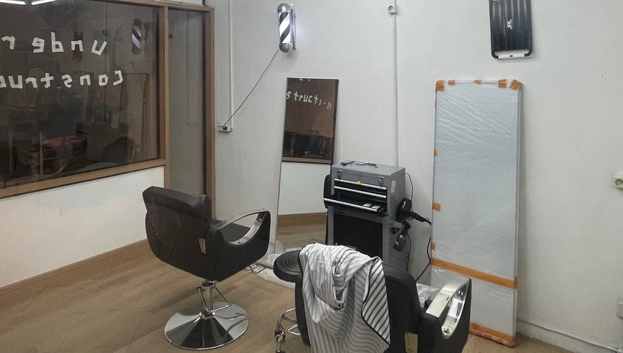 nbhd.barberstudio image 1