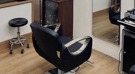 nbhd.barberstudio billede 3