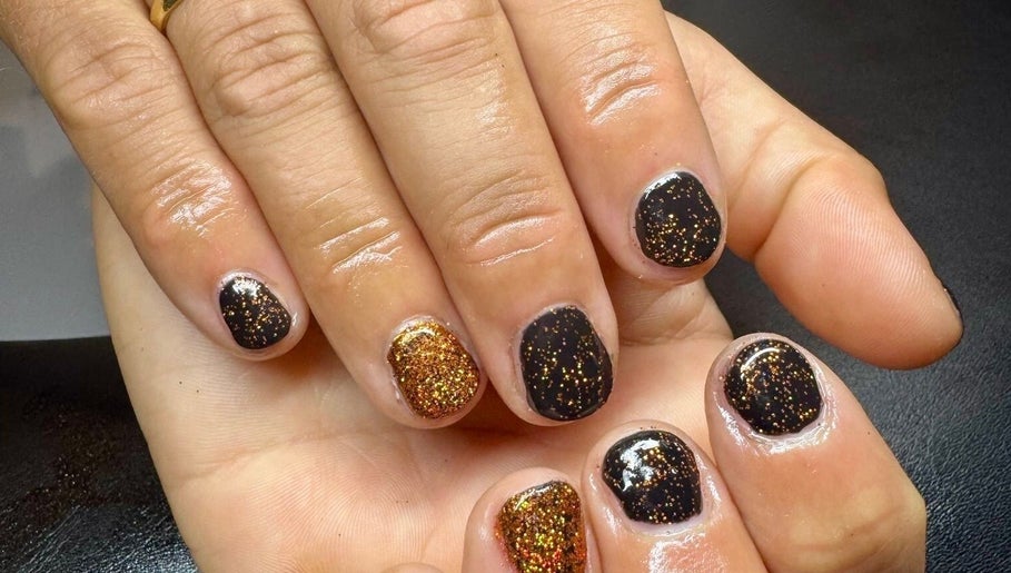 Nails by Delle image 1