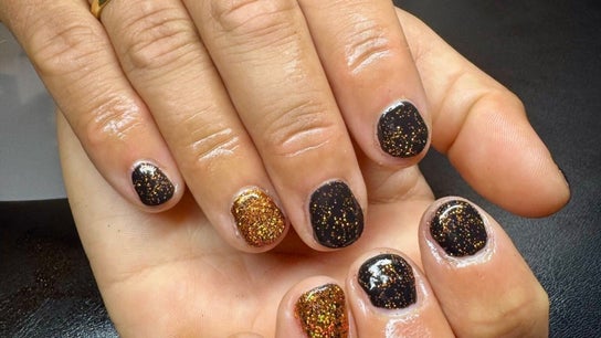 Nails by Delle