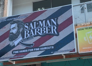 Salman Barber's stylish exterior sign located in Seri Kembangan, Selangor, MY, showcases fine grooming.