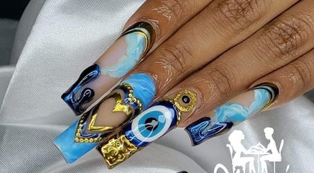 Ebony's Creative Hands