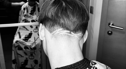 Premium Mobil Barbering, bilde 3