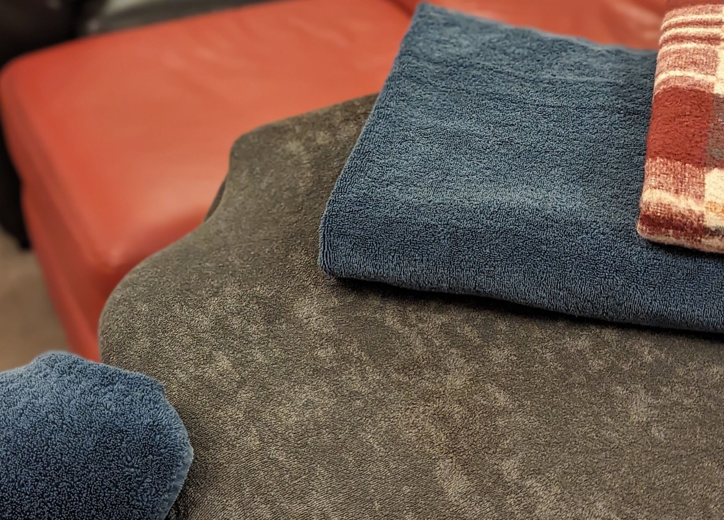 Massage table at Liz's Mobile Massage Faversham with cozy towels in Faversham, England, GB.