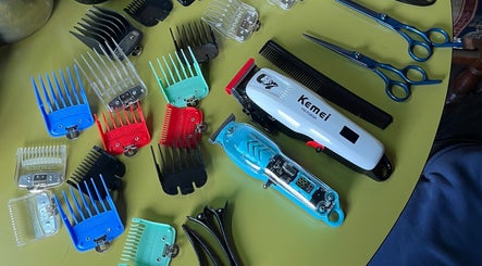 Xato Barber image 3