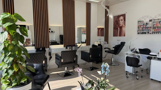ZS Hair & Beauty