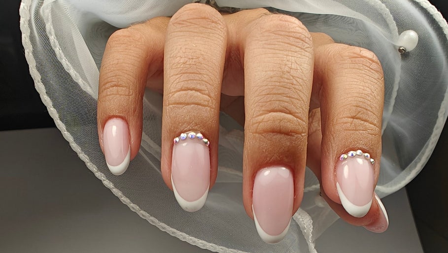 Divi.nailstudio slika 1