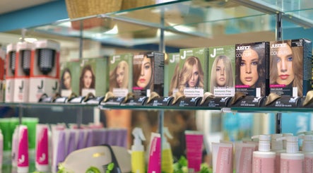 Just Cuts & Colour Blackburn image 3