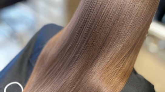 Ilgalaikis tiesinimas plaukams