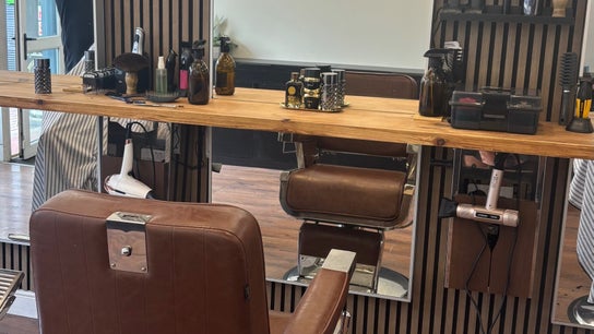 Jodie Jago Barber
