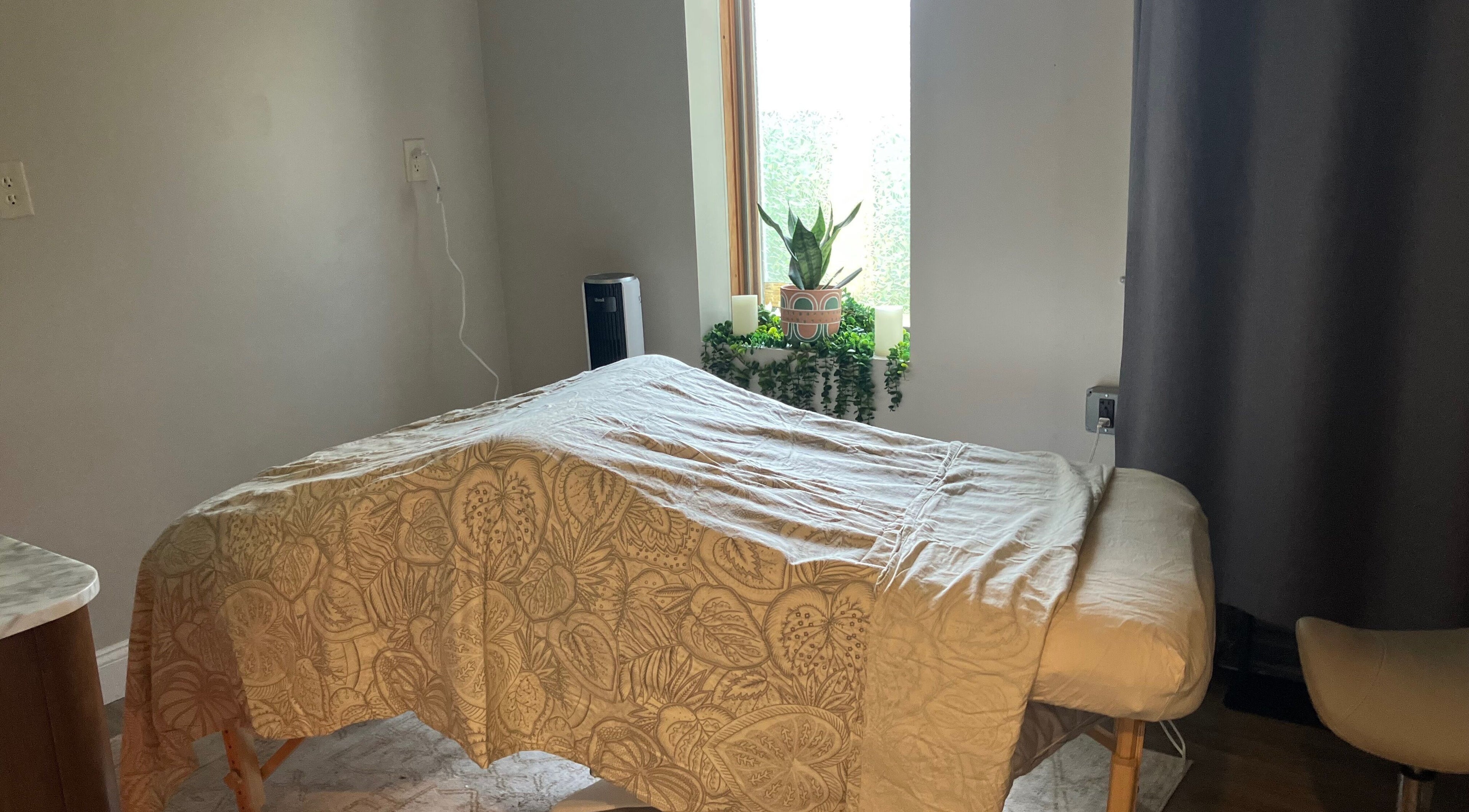 Cozy massage table at Allison Mitchell Licensed Massage Therapist, Eggertsville, New York, US.