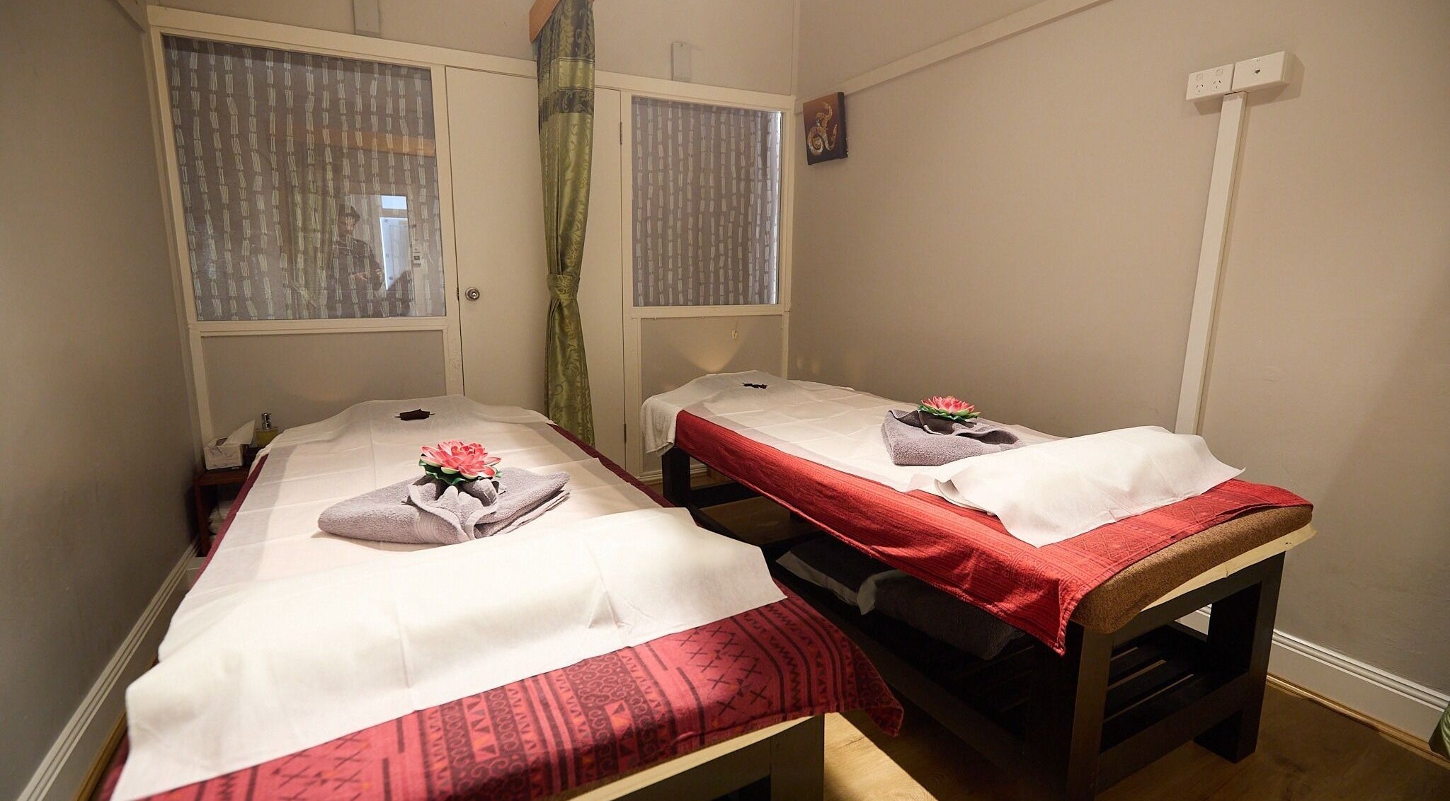 Bodeze Traditional Thai massage therapy room in Crows Nest, New South Wales, AU with two massage beds.