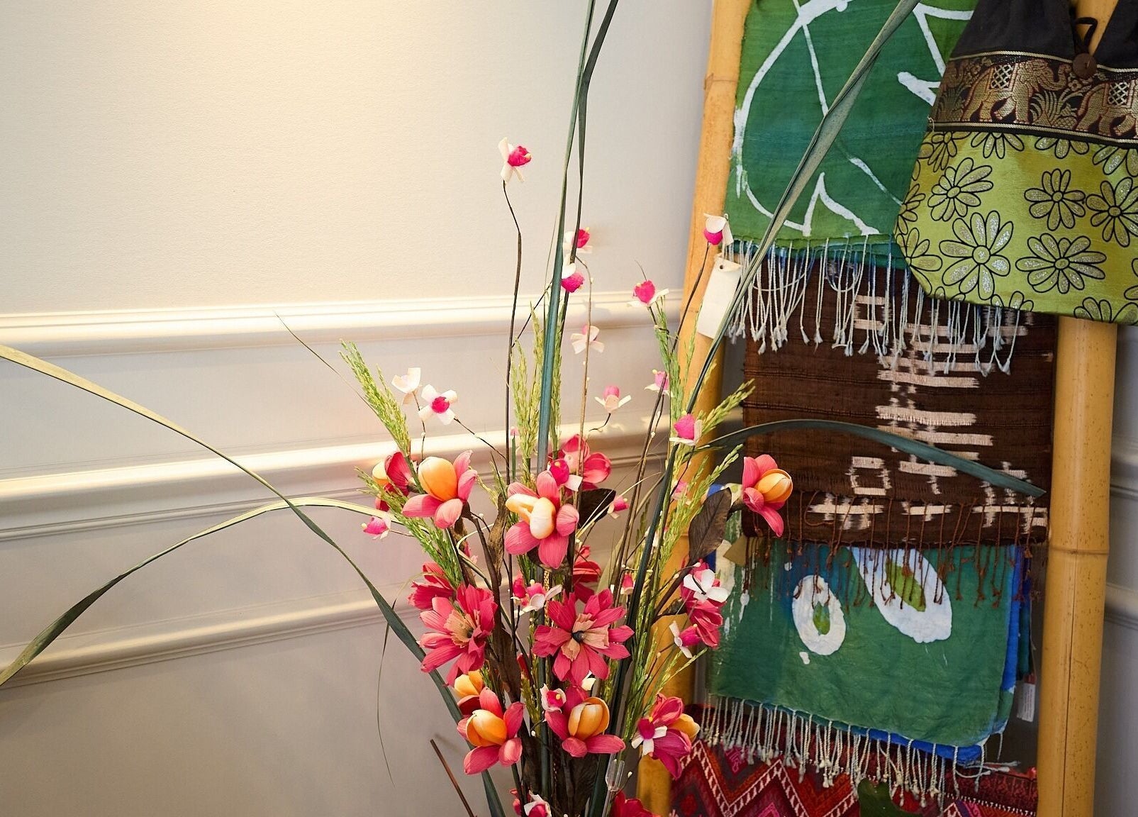 Decorative floral arrangement at Bodeze Traditional Thai Massage in Crows Nest, New South Wales, AU.
