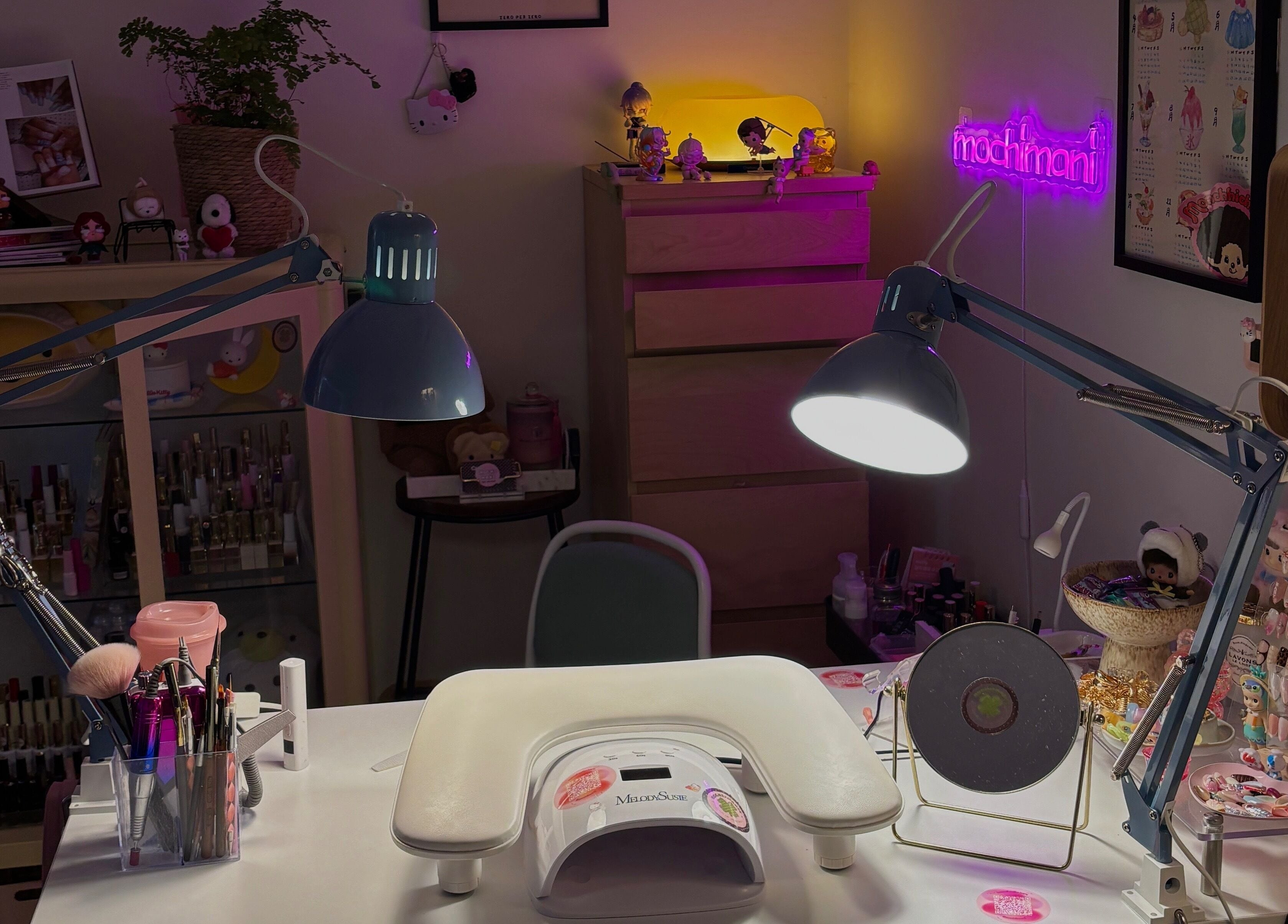 Modern nail studio at Mochiimanii, Yeronga, Queensland, AU with artistic décor and lighting.