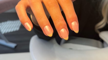 Ella W Smith Beauty изображение 2