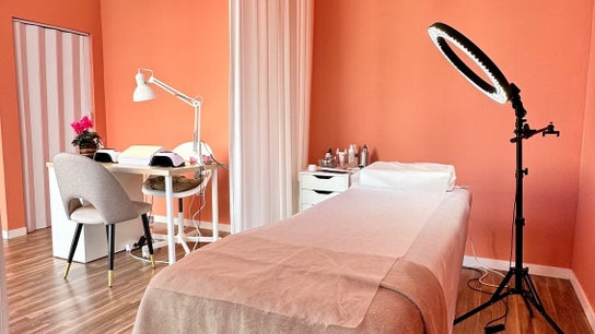 Julia Marroig Beauty Studio