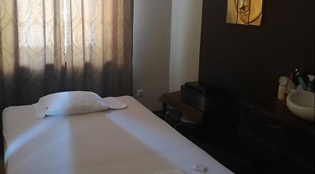 Sansei Royal Thai Massage image 2