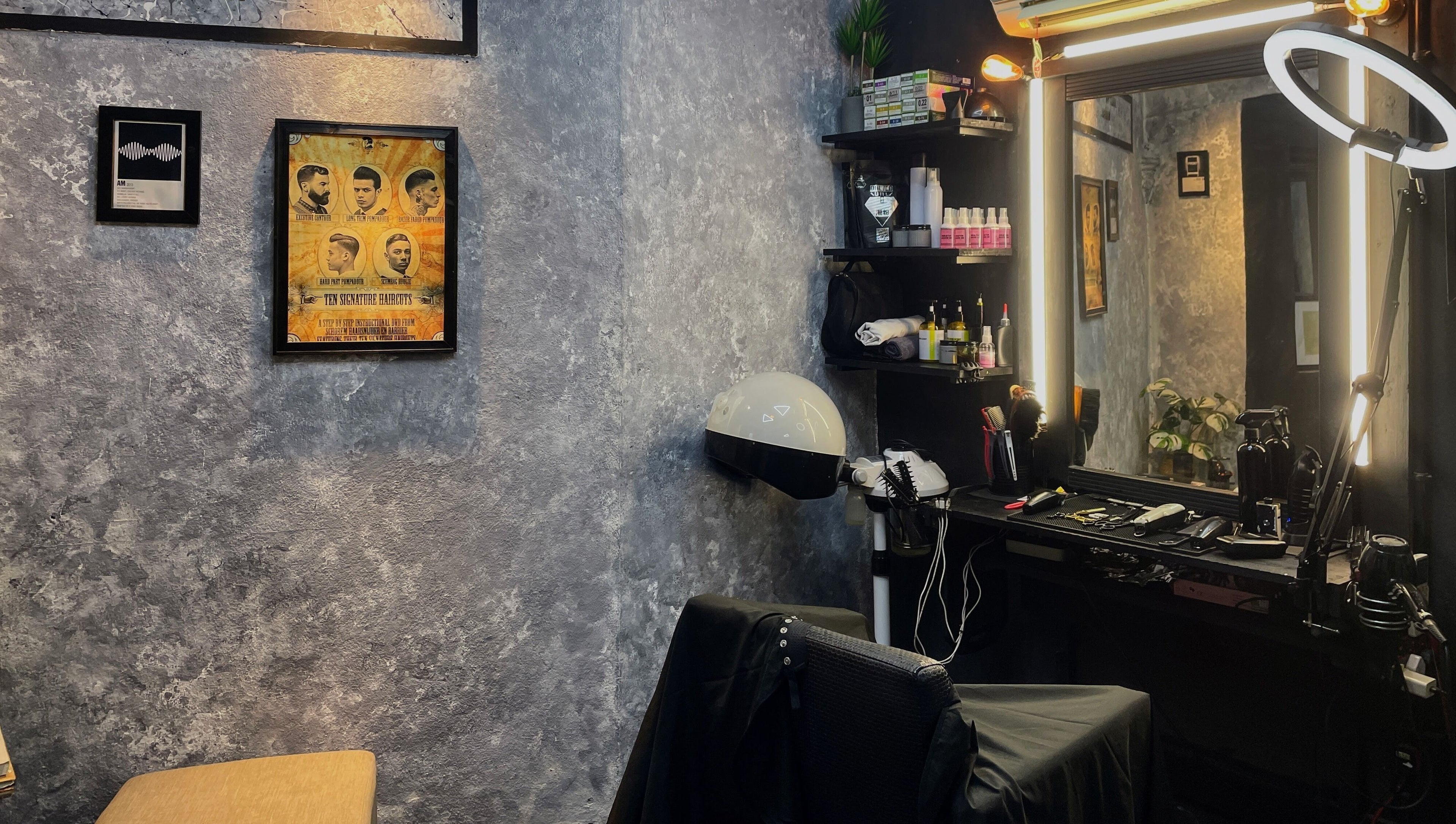 Room41 Barber in Klang, Selangor, MY, features a modern interior with stylish mirror and grooming tools.