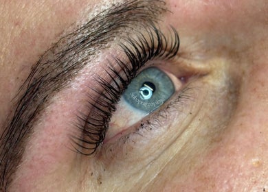 Enhanced eyelashes at Aesthetics by Kaylee, Mashishing, Mpumalanga, ZA showcasing expert beauty care.