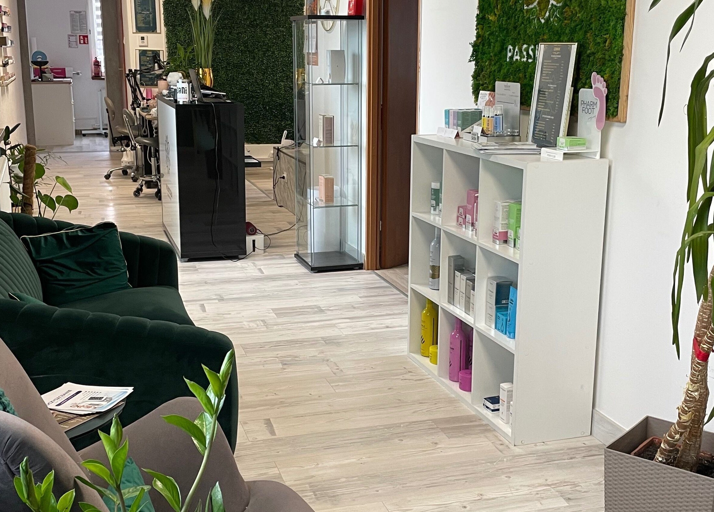 Wnętrze Studio Urody Passiflora S.C. w Białystok, Województwo Podlaskie, PL z nowoczesnym wystrojem.