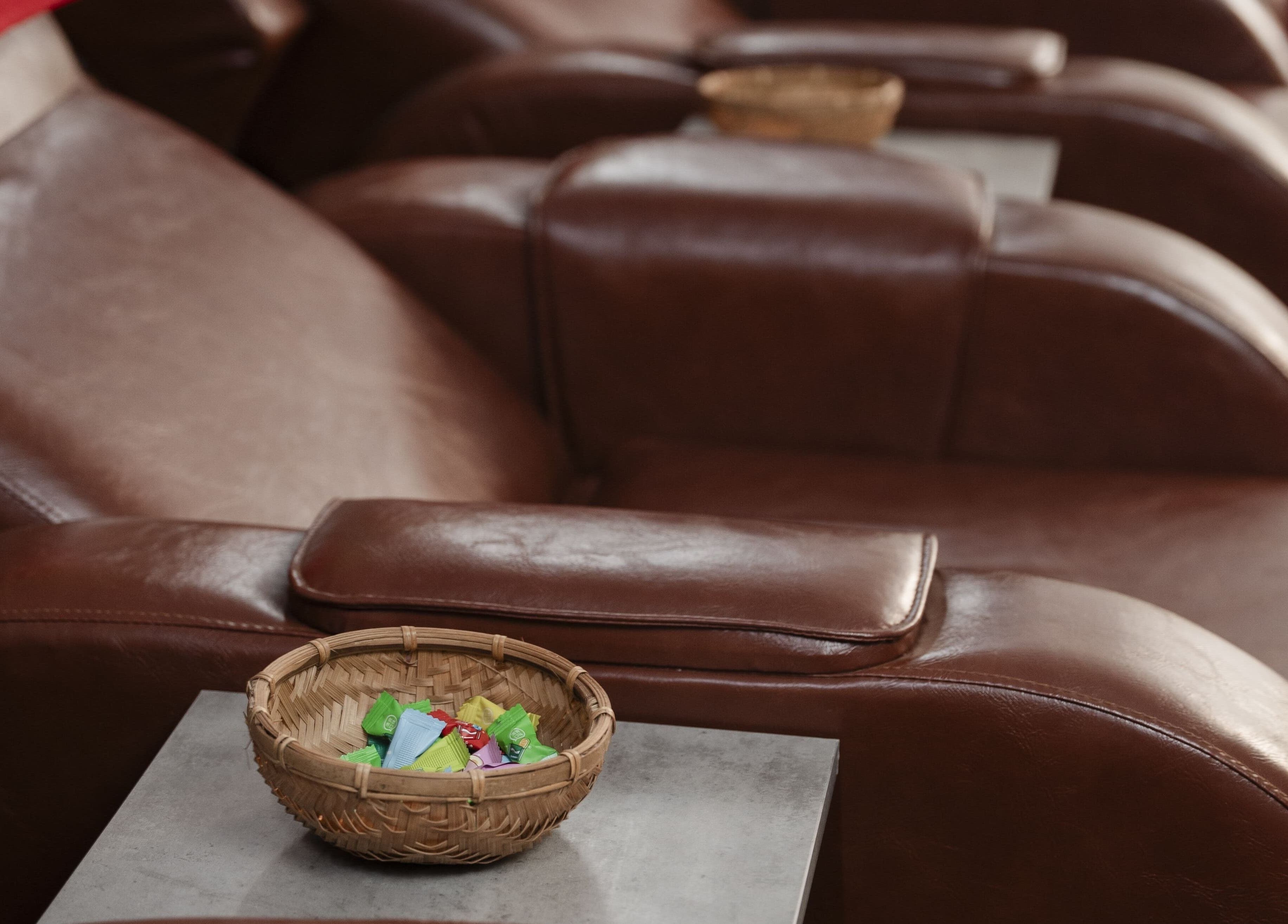 Ghế da thư giãn tại Solis Spa, Đà Nẵng, VN. Mang đến sự thoải mái tối ưu cho liệu pháp spa.