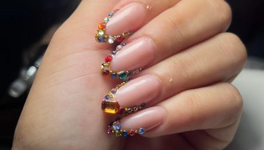 Nailme.tt slika 1