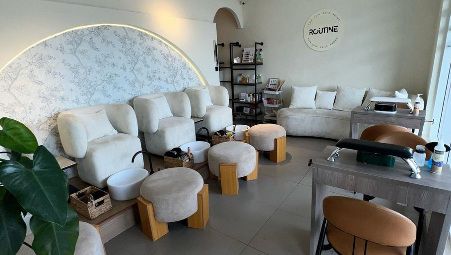 Εικόνα Routine salon 1